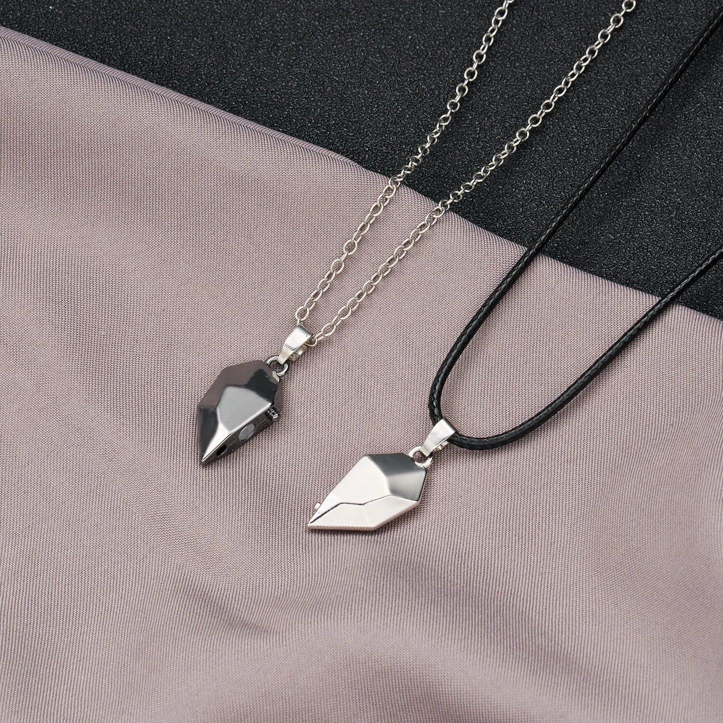 Magnetic Heart Couple Necklace Set